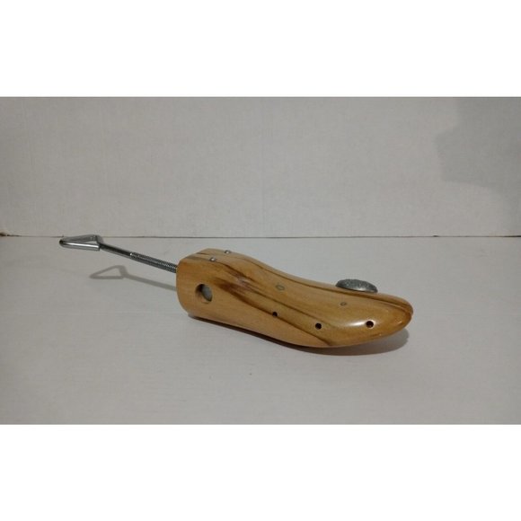 MoneysWorth & Best Professional  Shoe Stretcher  Men's  Med  Shoe Size 8.5-10 - Picture 3 of 11
